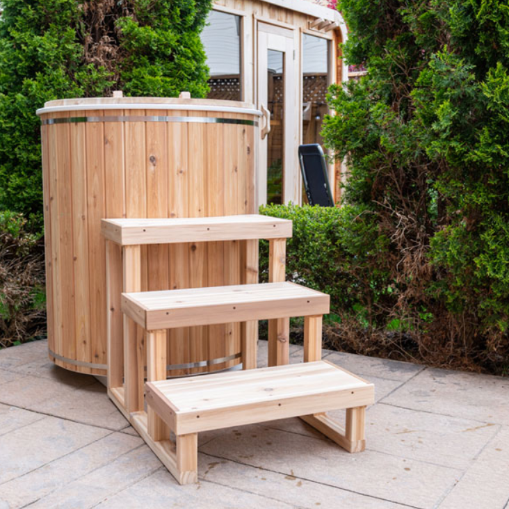 The Arctic Plunge Tub