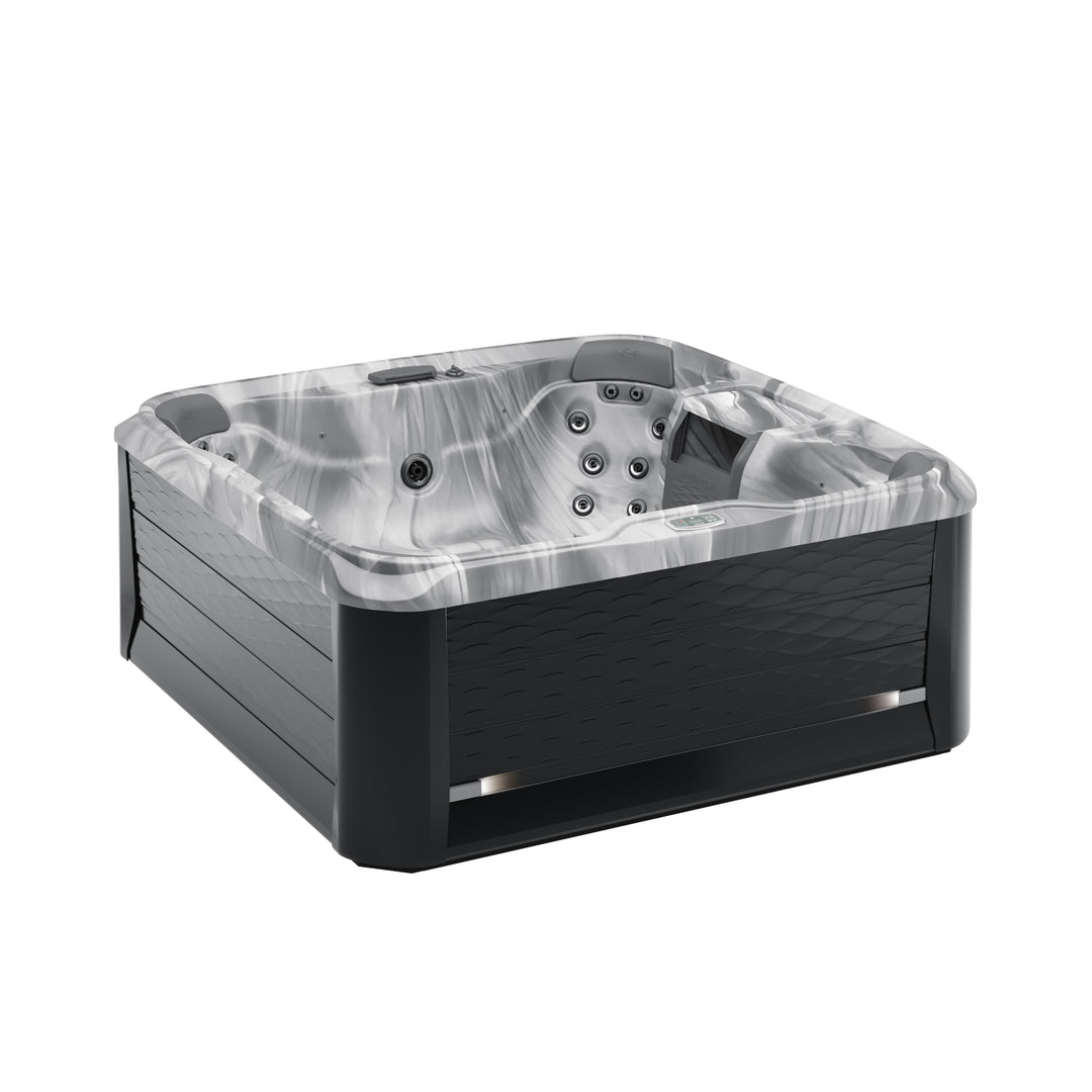 McKinley™ 680 Series by Sundance® Spas
