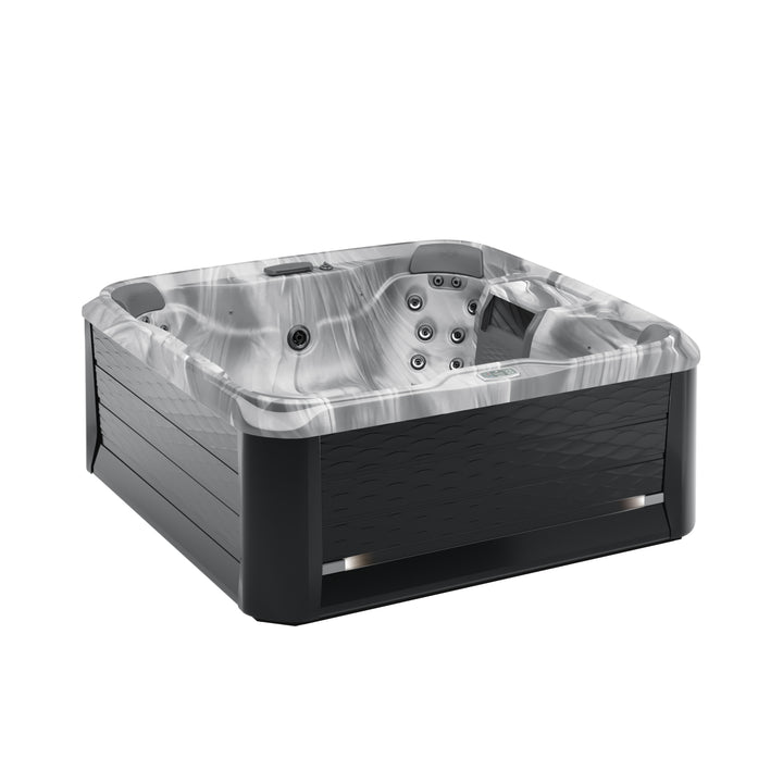 McKinley™ 680 Series by Sundance® Spas
