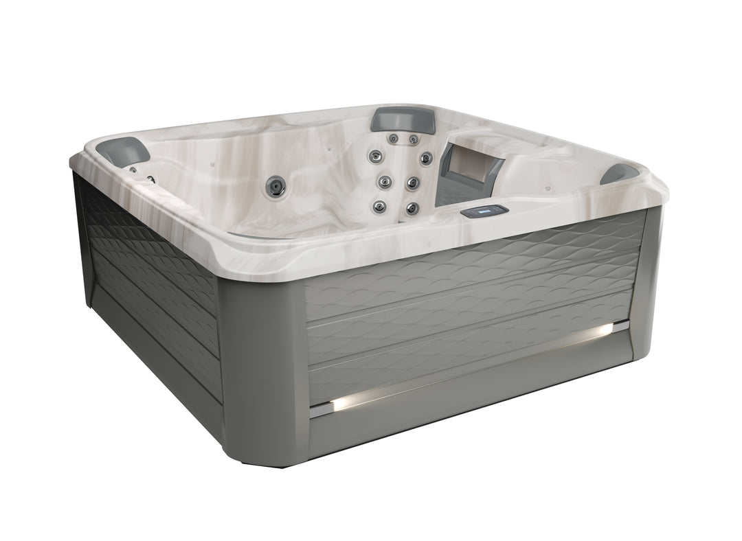 McKinley™ 680 Series by Sundance® Spas
