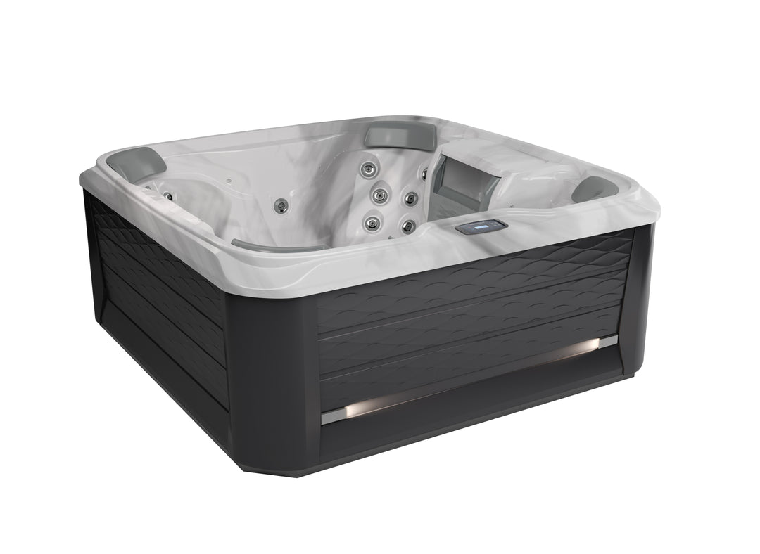 Prado™ 680 Series by Sundance® Spas