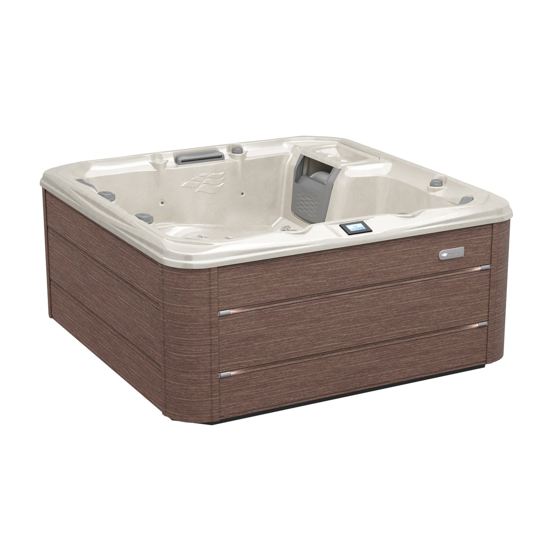 Bristol™ 780 Series by Sundance® Spas