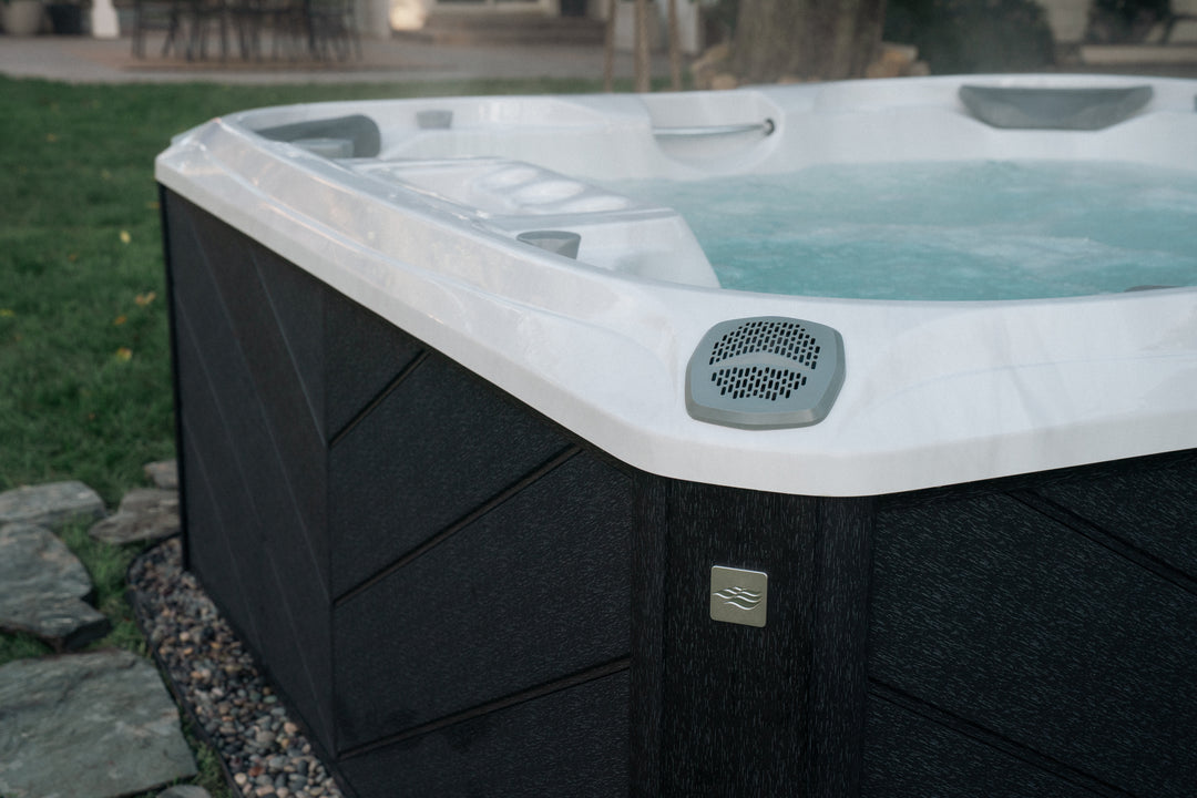 Sundance® 780 Series — Entertainment Package Upgrade