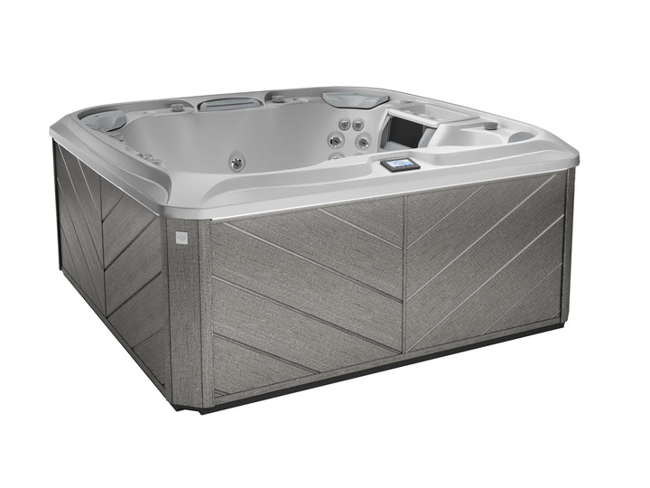 Vistamar™ 880 Series by Sundance® Spas