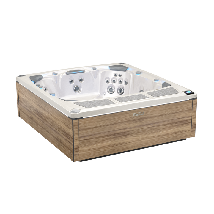 Kingston™ 980 Series by Sundance® Spas