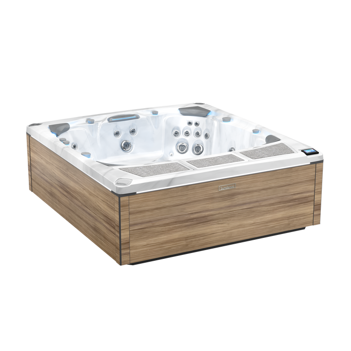 Kingston™ 980 Series by Sundance® Spas